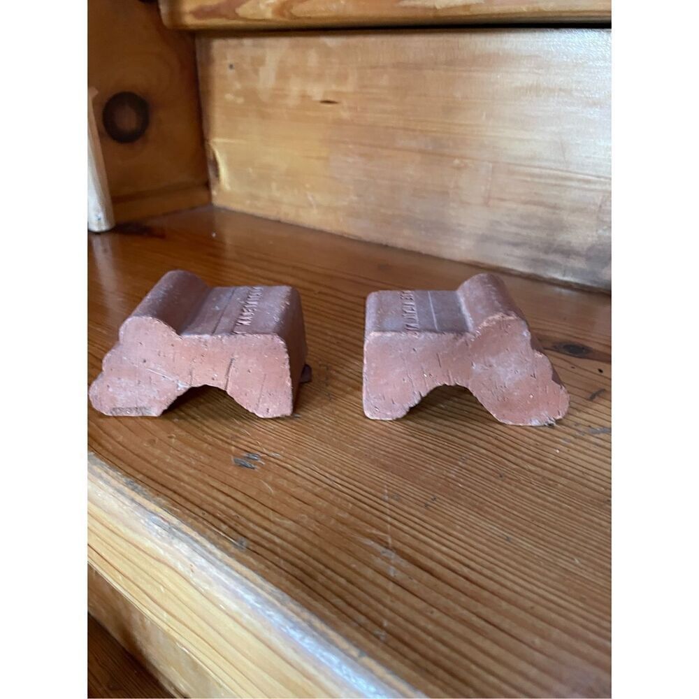 Vintage Terra Cotta Planter Pot FOOT/TOE/RISER